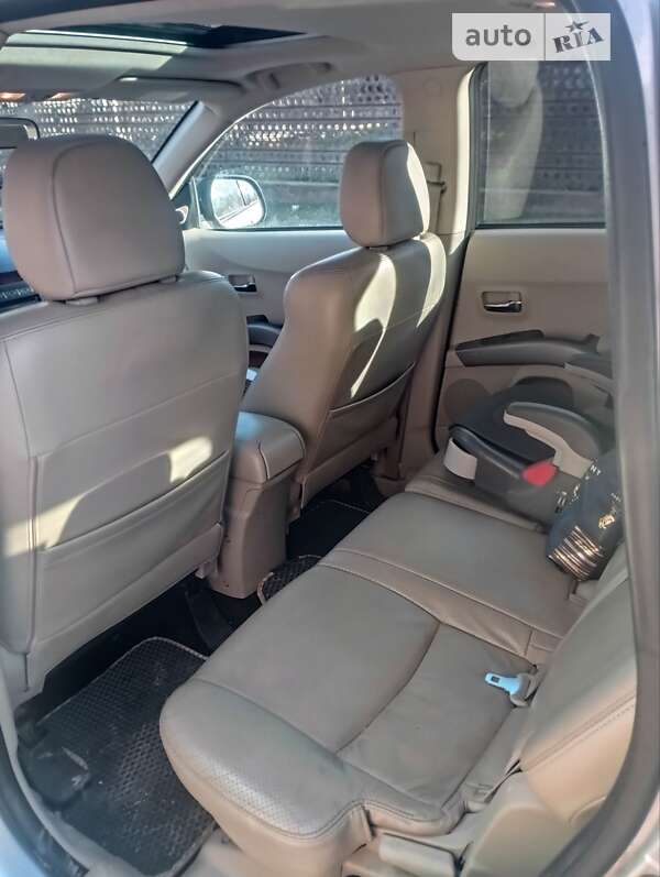 Внедорожник / Кроссовер Mitsubishi Outlander 2007 в Бродах фото 4 Внедорожник / Кроссовер Mitsubishi Outlander 2007 в Бродах
