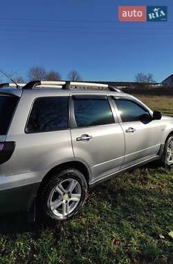Внедорожник / Кроссовер Mitsubishi Outlander 2005 в Виннице