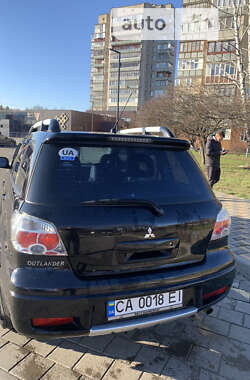 Внедорожник / Кроссовер Mitsubishi Outlander 2007 в 