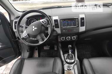 Внедорожник / Кроссовер Mitsubishi Outlander 2010 в Дрогобыче