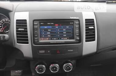 Позашляховик / Кросовер Mitsubishi Outlander 2010 в Дрогобичі