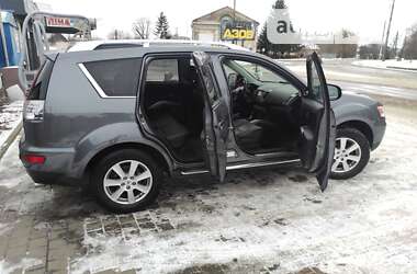 Позашляховик / Кросовер Mitsubishi Outlander 2010 в Дрогобичі