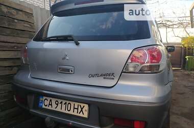 Внедорожник / Кроссовер Mitsubishi Outlander 2003 в Звенигородке