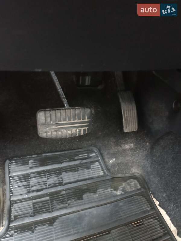 Позашляховик / Кросовер Mitsubishi Outlander 2008 в Переяславі