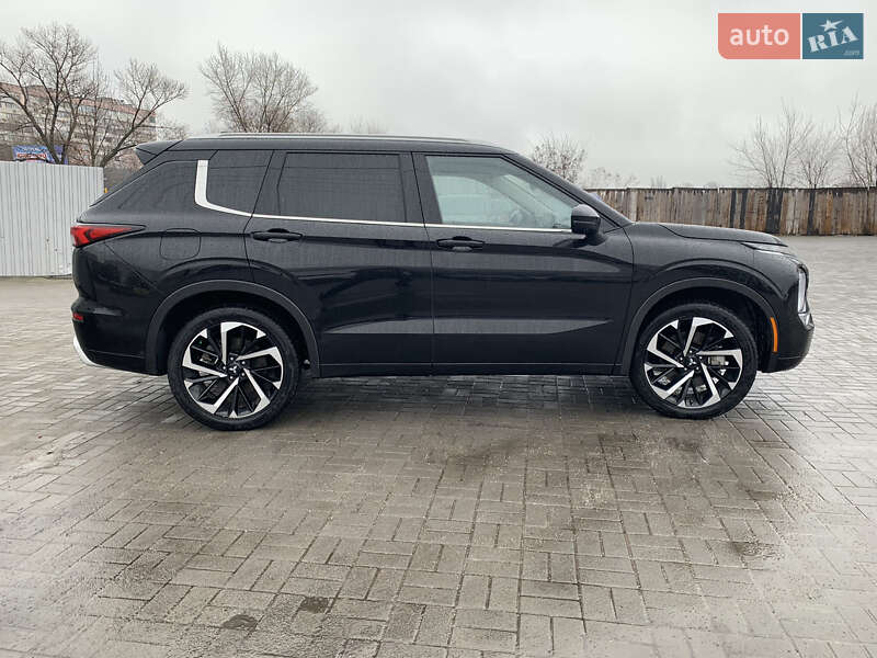 Позашляховик / Кросовер Mitsubishi Outlander 2021 в Запоріжжі фото 8 Позашляховик / Кросовер Mitsubishi Outlander 2021 в Запоріжжі