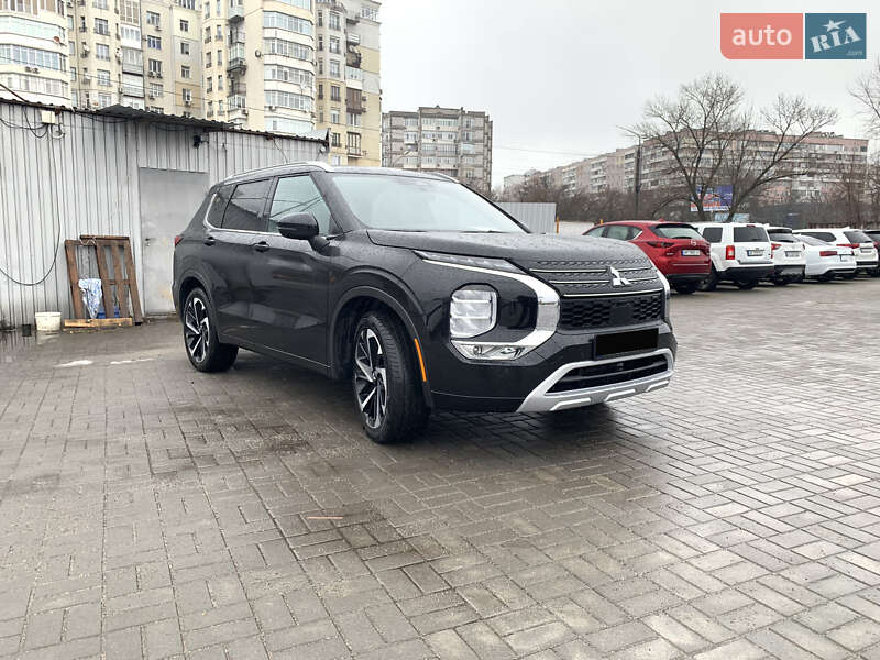 Позашляховик / Кросовер Mitsubishi Outlander 2021 в Запоріжжі фото 5 Позашляховик / Кросовер Mitsubishi Outlander 2021 в Запоріжжі