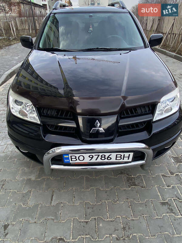 Позашляховик / Кросовер Mitsubishi Outlander 2008 в Хмельницькому
