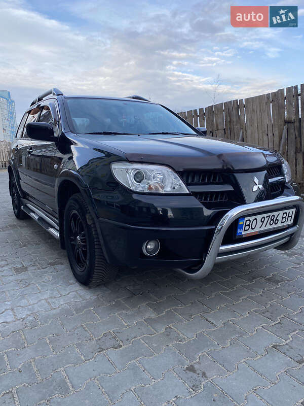 Позашляховик / Кросовер Mitsubishi Outlander 2008 в Хмельницькому