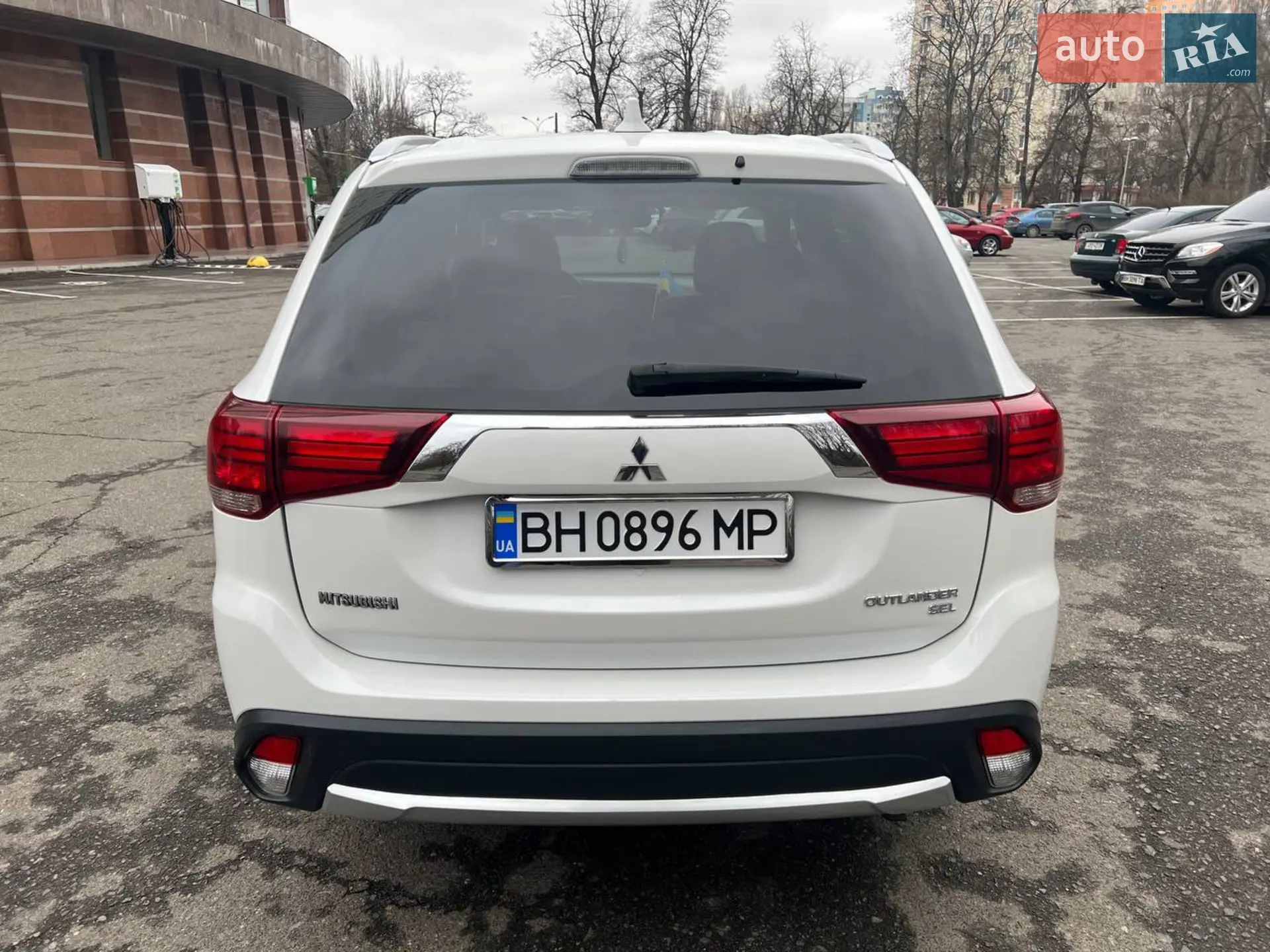 2016 Mitsubishi Outlander - мініатюра 9