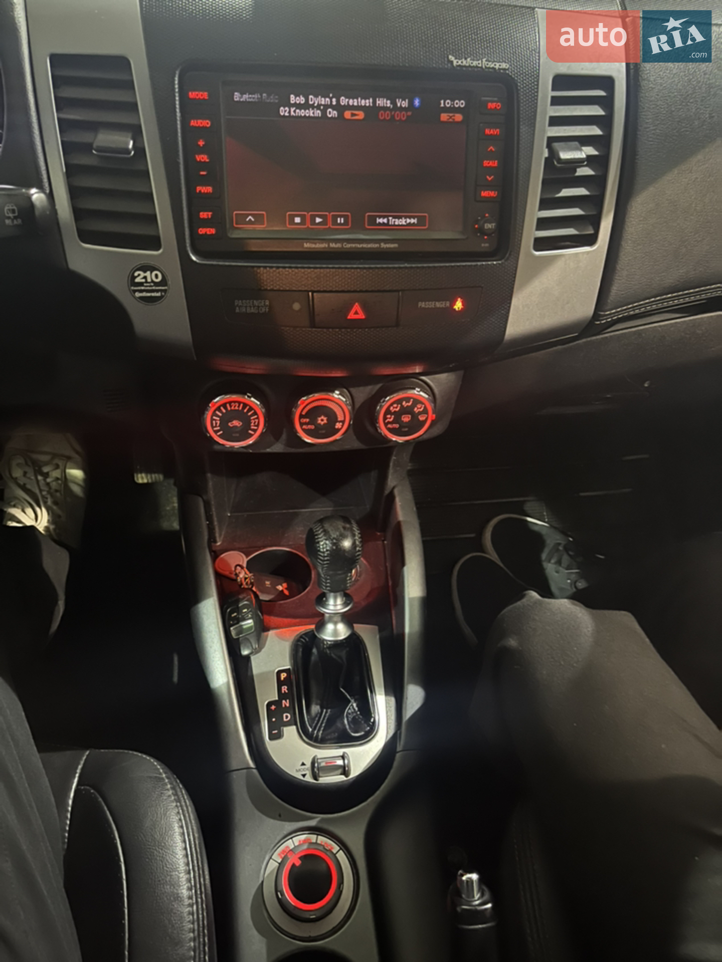 2010 Mitsubishi Outlander - мініатюра 17