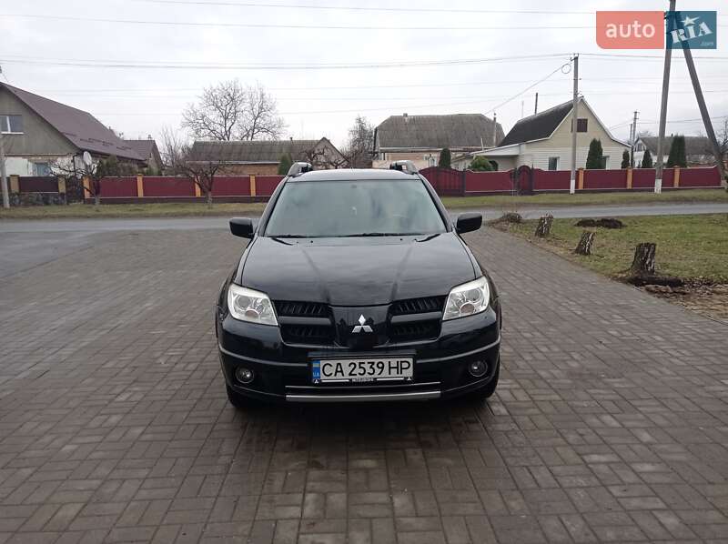 Внедорожник / Кроссовер Mitsubishi Outlander 2008 в Звенигородке фото 2 Внедорожник / Кроссовер Mitsubishi Outlander 2008 в Звенигородке
