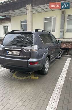 Позашляховик / Кросовер Mitsubishi Outlander 2011 в Надвірній