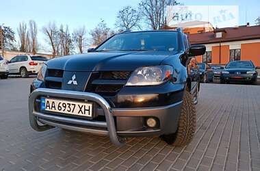Внедорожник / Кроссовер Mitsubishi Outlander 2004 в Кропивницком
