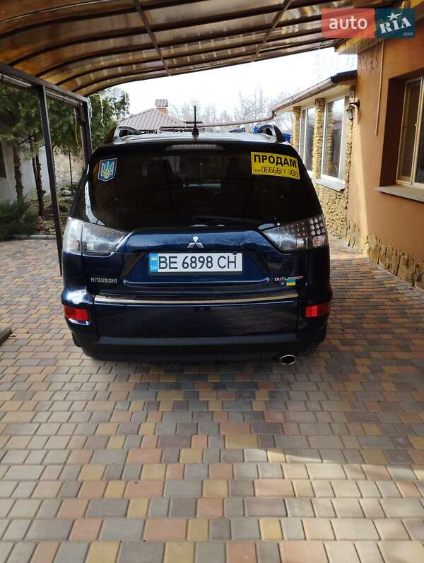 Позашляховик / Кросовер Mitsubishi Outlander 2010 в Миколаєві