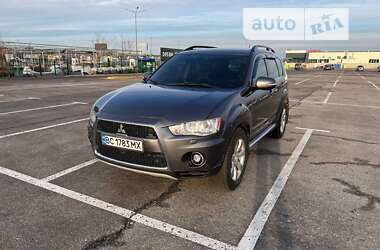 Внедорожник / Кроссовер Mitsubishi Outlander 2011 в Львове