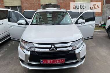 Позашляховик / Кросовер Mitsubishi Outlander 2018 в Харкові