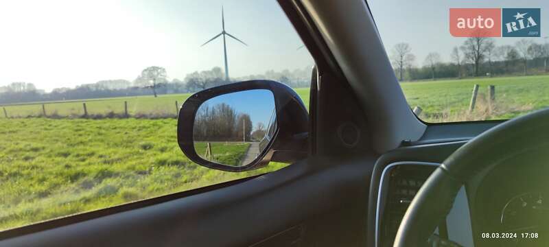 Внедорожник / Кроссовер Mitsubishi Outlander 2019 в Львове