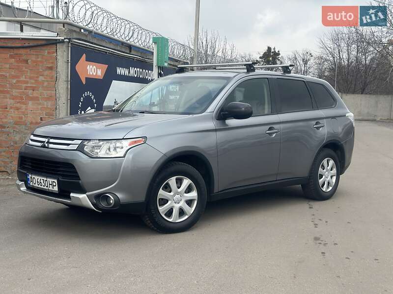 Mitsubishi Outlander 2014