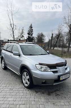 Внедорожник / Кроссовер Mitsubishi Outlander 2004 в Виннице