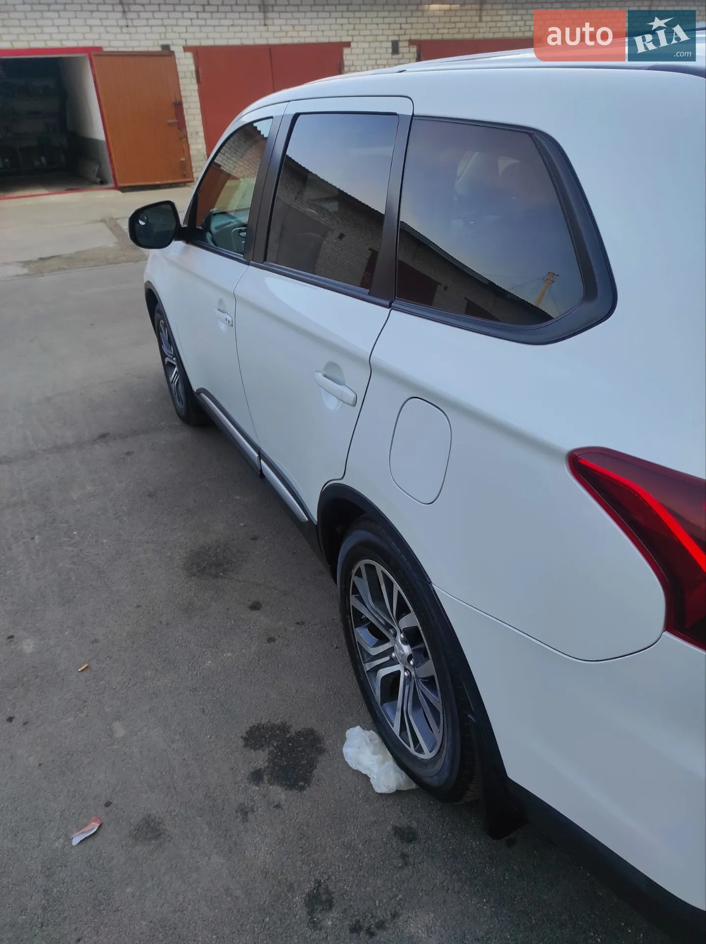 2017 Mitsubishi Outlander - мініатюра 3