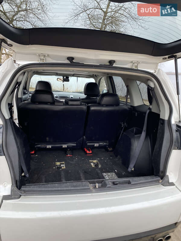 Позашляховик / Кросовер Mitsubishi Outlander 2011 в Каневі
