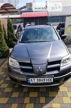 Внедорожник / Кроссовер Mitsubishi Outlander 2008 в Надворной