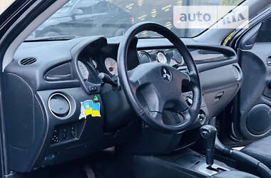 Позашляховик / Кросовер Mitsubishi Outlander 2006 в Харкові
