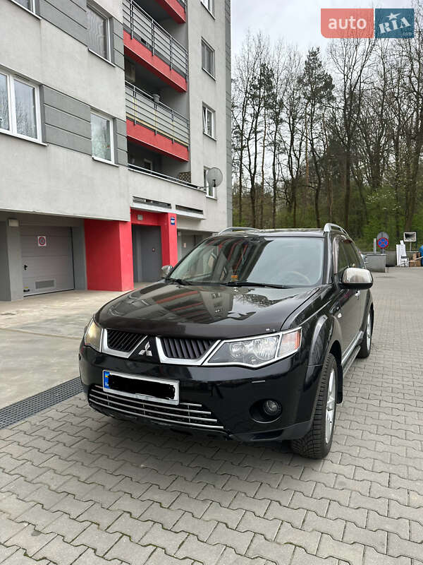 Mitsubishi Outlander 2008