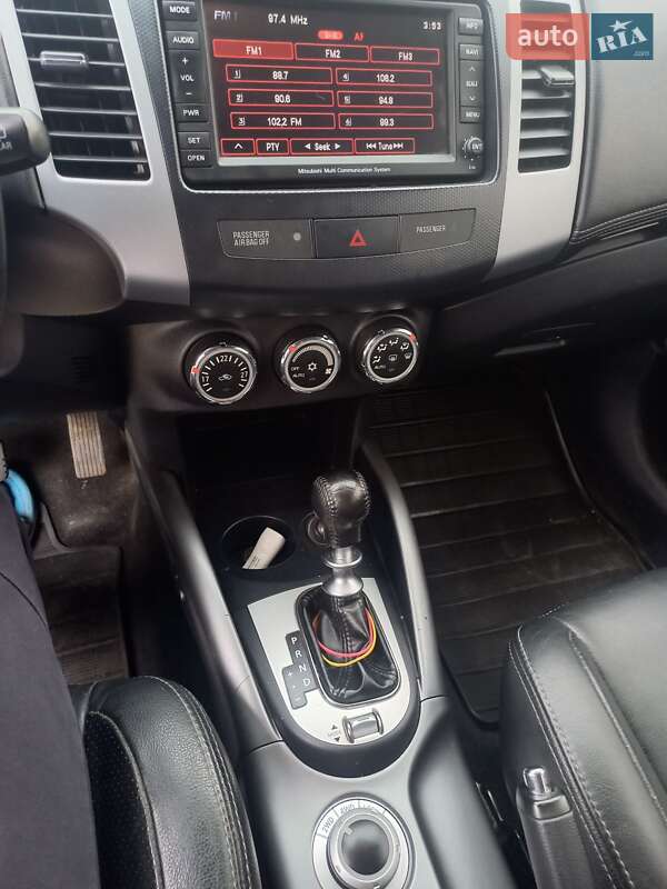 Внедорожник / Кроссовер Mitsubishi Outlander 2012 в Запорожье фото 27 Внедорожник / Кроссовер Mitsubishi Outlander 2012 в Запорожье