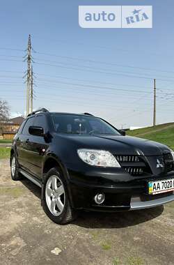 Позашляховик / Кросовер Mitsubishi Outlander 2008 в Києві