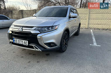 Внедорожник / Кроссовер Mitsubishi Outlander 2018 в Днепре