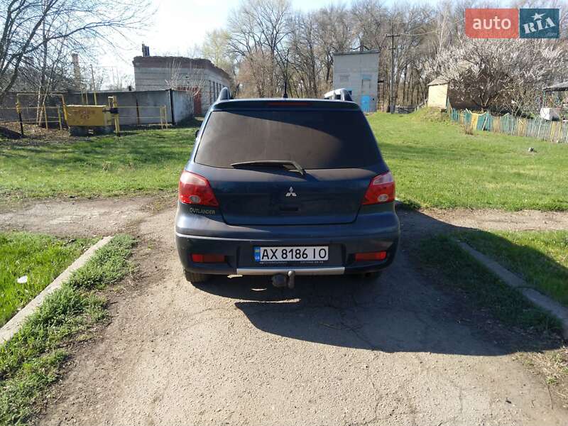 Позашляховик / Кросовер Mitsubishi Outlander 2003 в Сахновщині