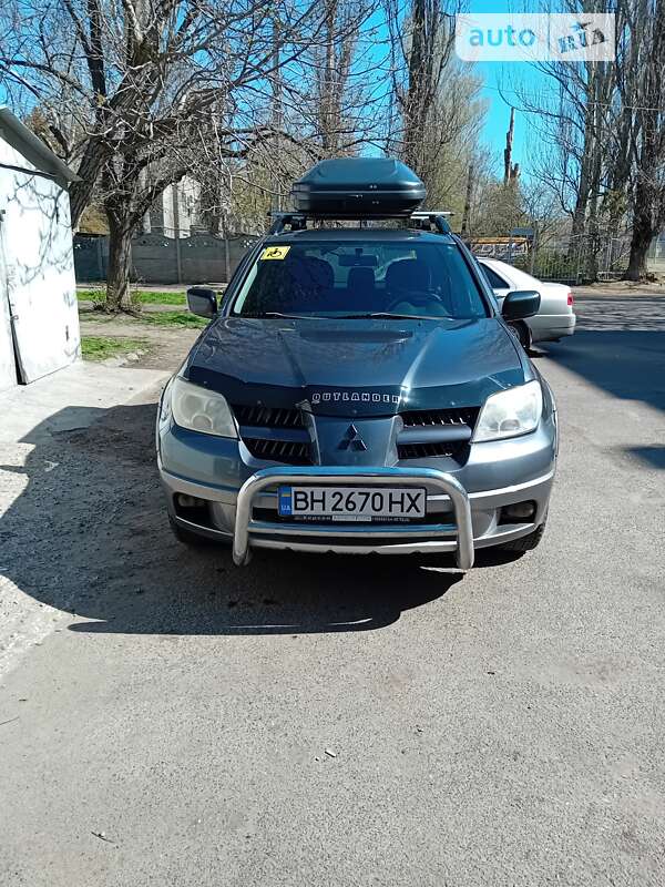 Позашляховик / Кросовер Mitsubishi Outlander 2005 в Одесі