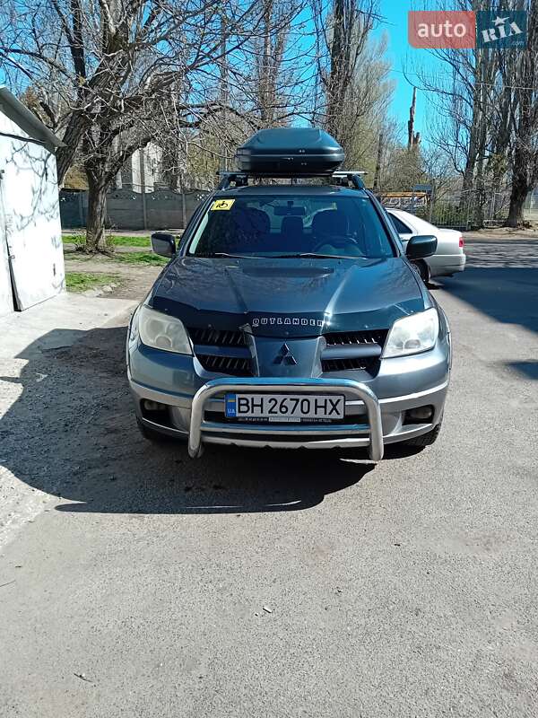 Mitsubishi Outlander 2005