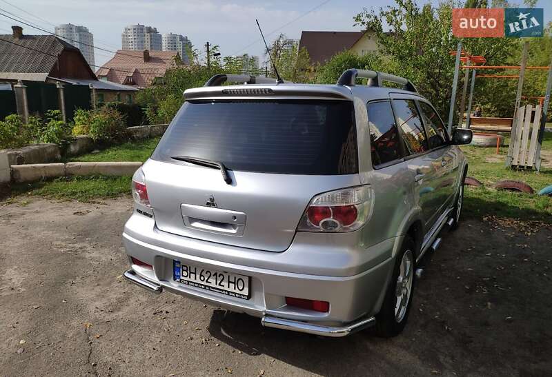 Внедорожник / Кроссовер Mitsubishi Outlander 2007 в Болграде