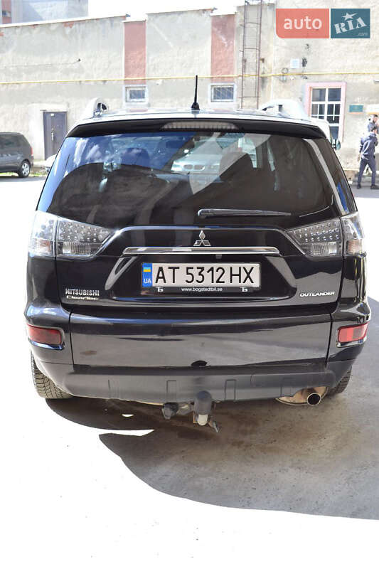 Внедорожник / Кроссовер Mitsubishi Outlander 2010 в Ивано-Франковске