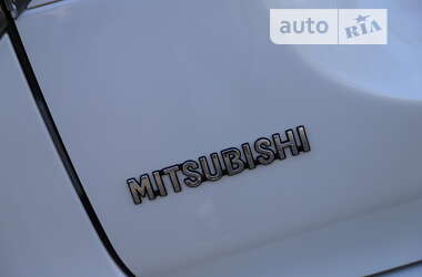 Позашляховик / Кросовер Mitsubishi Outlander 2015 в Дрогобичі