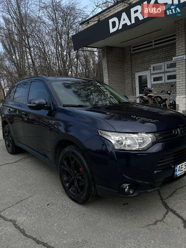 Внедорожник / Кроссовер Mitsubishi Outlander 2013 в Днепре