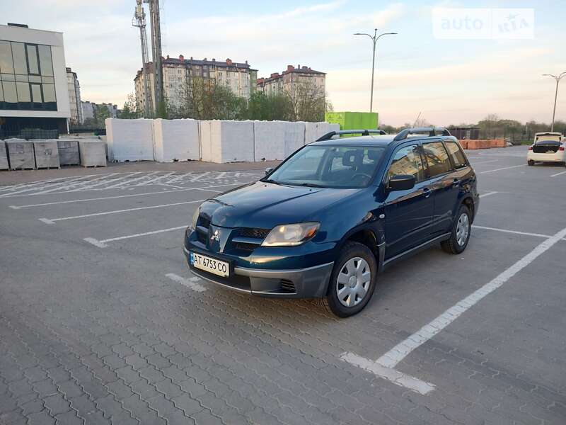 Внедорожник / Кроссовер Mitsubishi Outlander 2004 в Ивано-Франковске