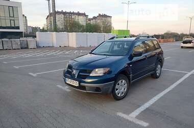 Внедорожник / Кроссовер Mitsubishi Outlander 2004 в Ивано-Франковске