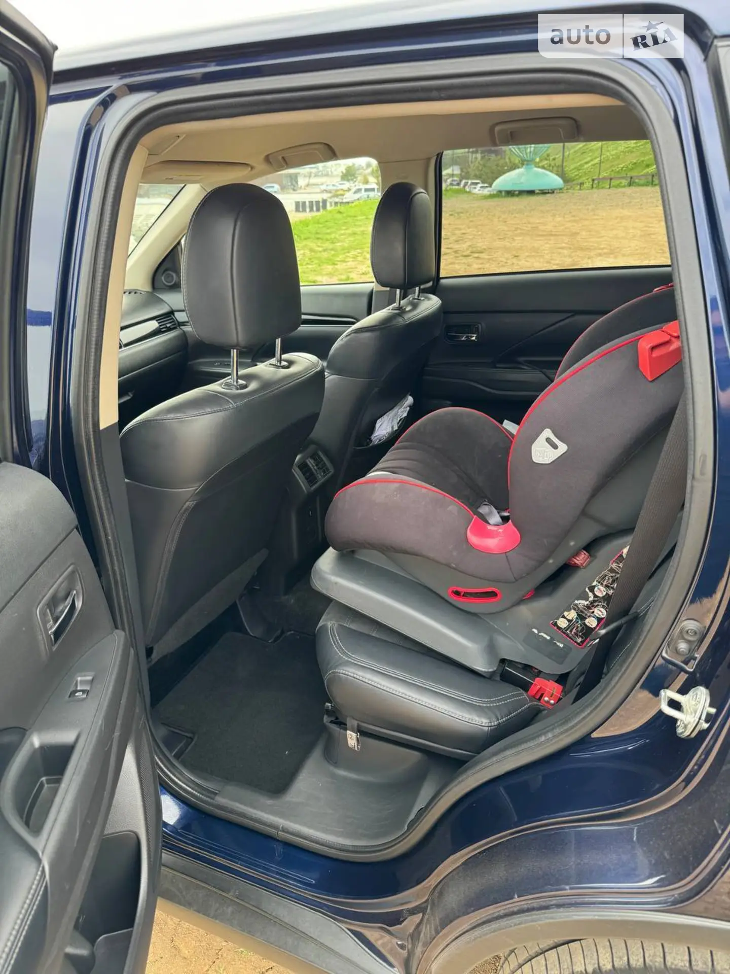 2019 Mitsubishi Outlander - мініатюра 29