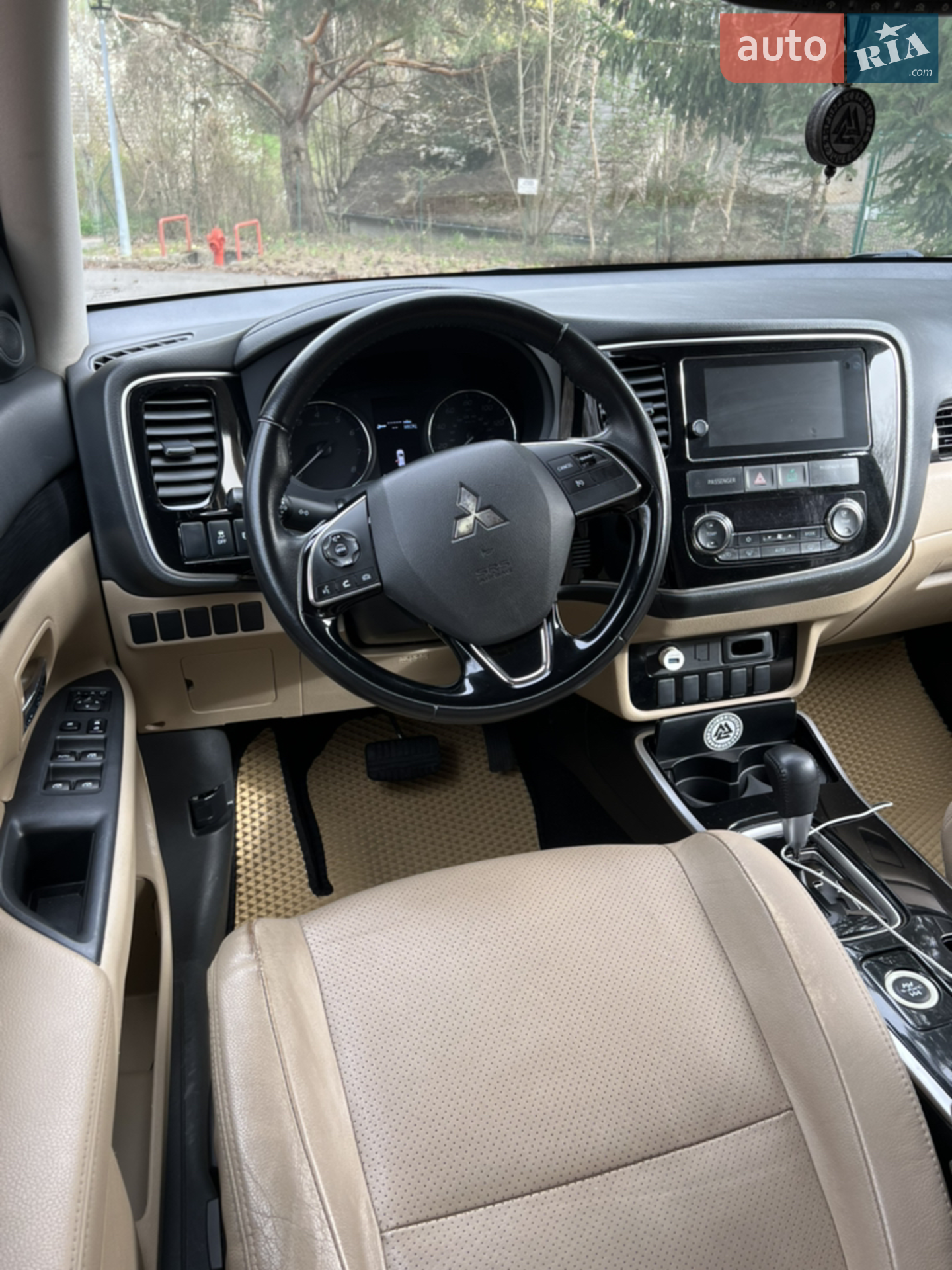 2016 Mitsubishi Outlander - мініатюра 8