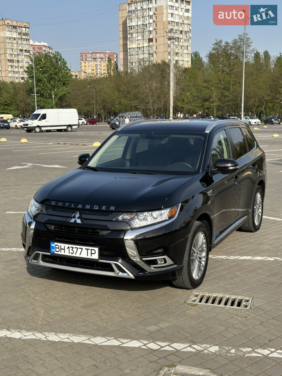 2020 Mitsubishi Outlander - мініатюра 16