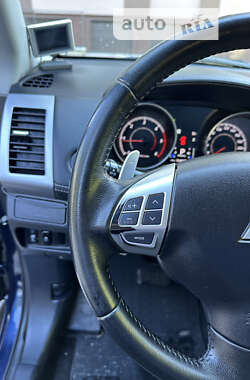 Позашляховик / Кросовер Mitsubishi Outlander 2012 в Тернополі