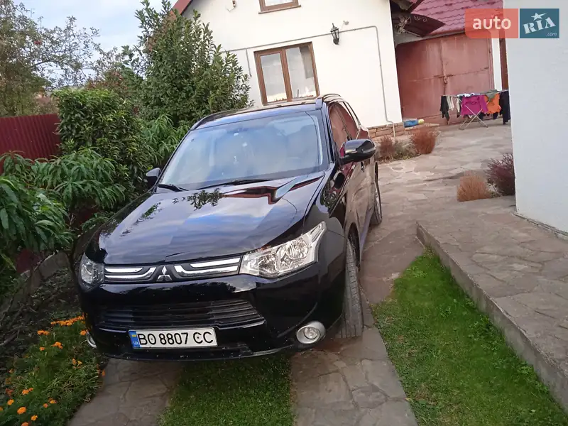 Mitsubishi Outlander