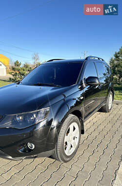 Внедорожник / Кроссовер Mitsubishi Outlander 2007 в 