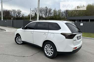 Внедорожник / Кроссовер Mitsubishi Outlander 2013 в Чернигове