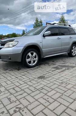 Позашляховик / Кросовер Mitsubishi Outlander 2006 в Сторожинці