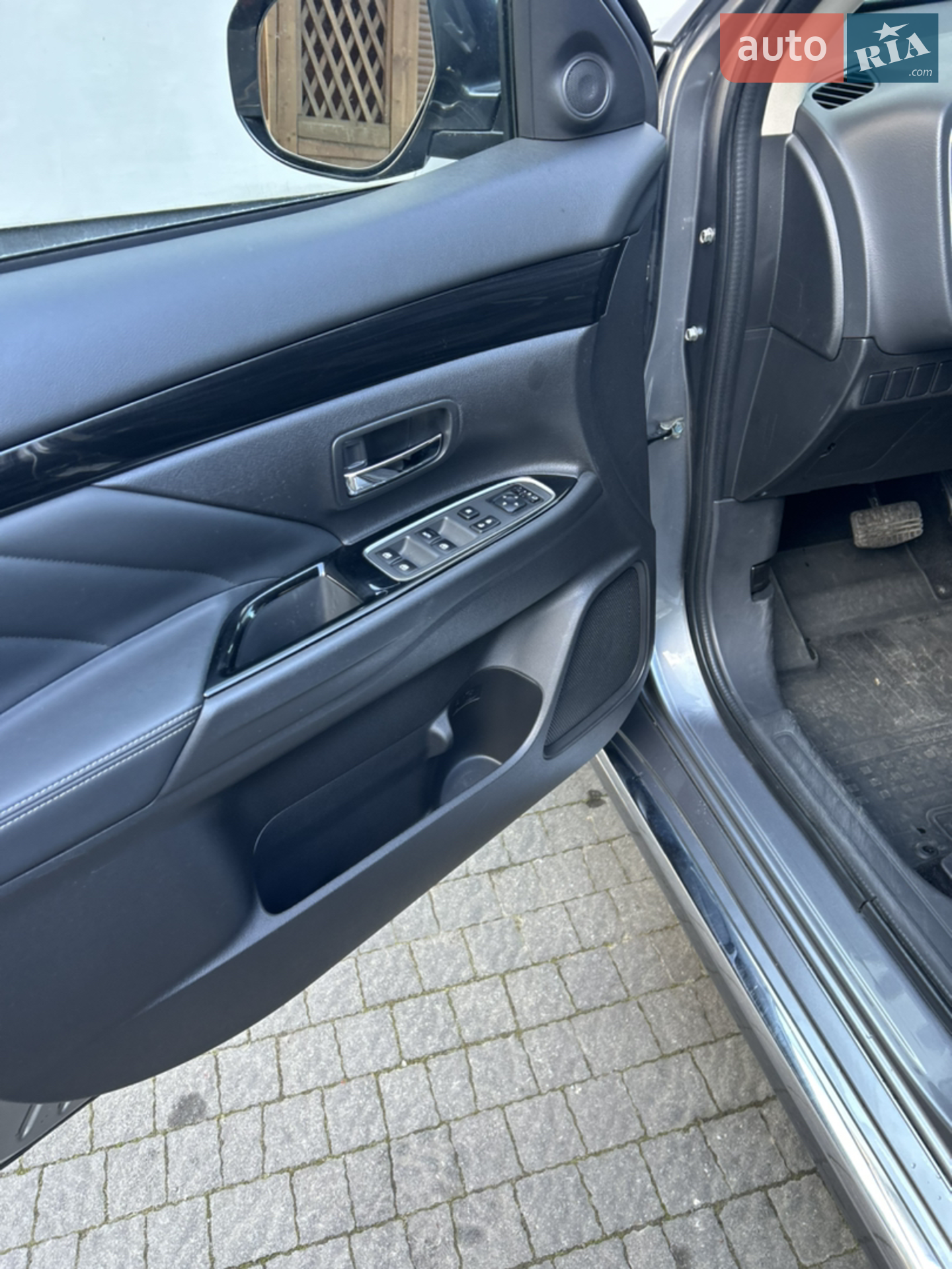 2018 Mitsubishi Outlander - мініатюра 22