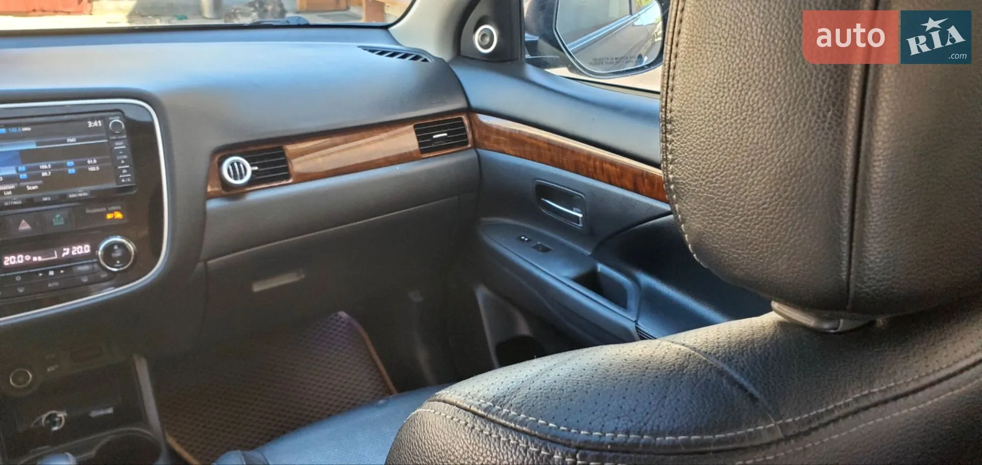 2013 Mitsubishi Outlander - мініатюра 23